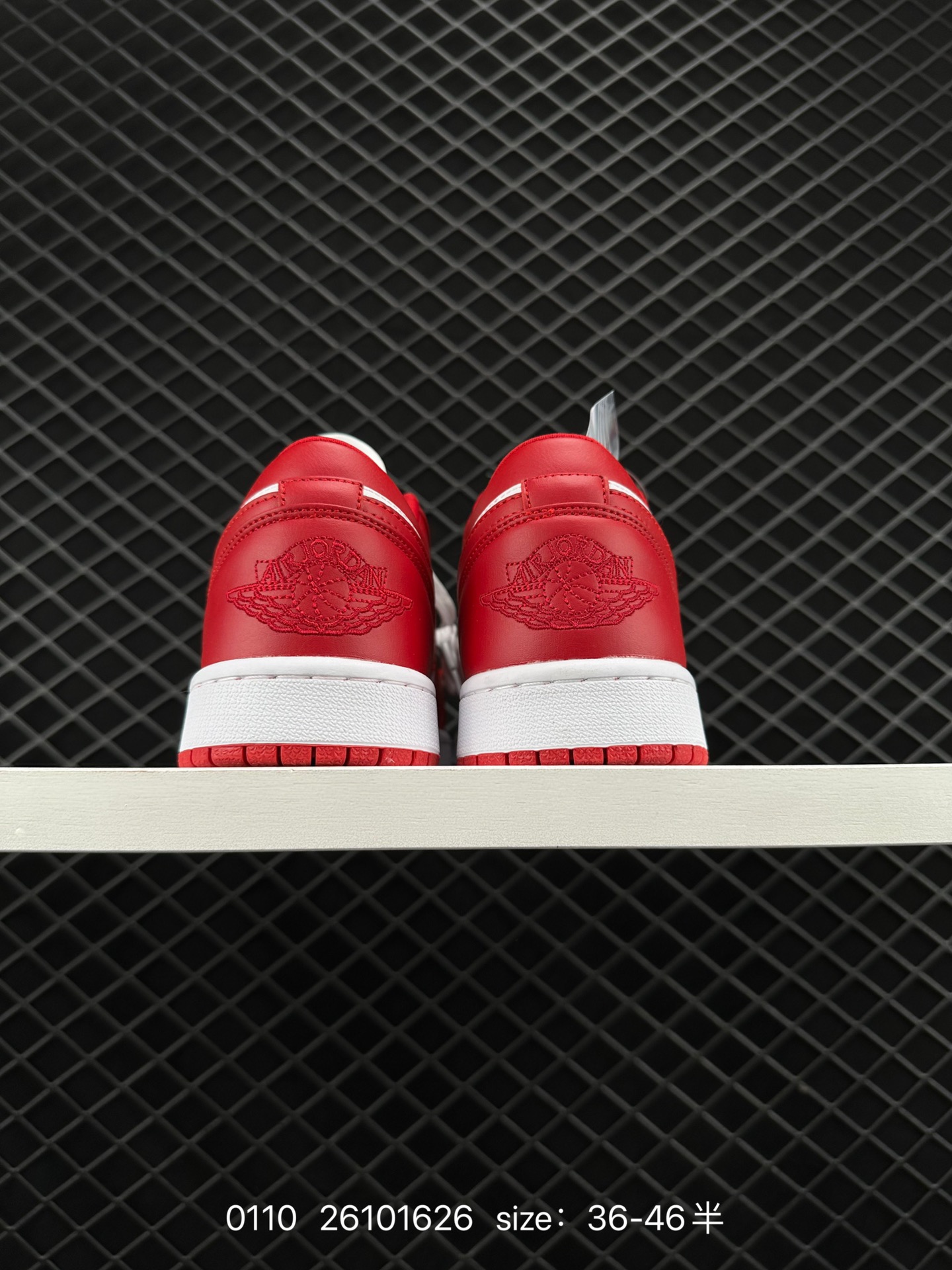 NIKE  Air Jordan 1 Low